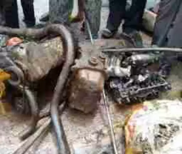 OMG!! 16 People Burnt To Death In Terrible Accident Along Ile-ife-ibadan Expressway [Graphic Photos]